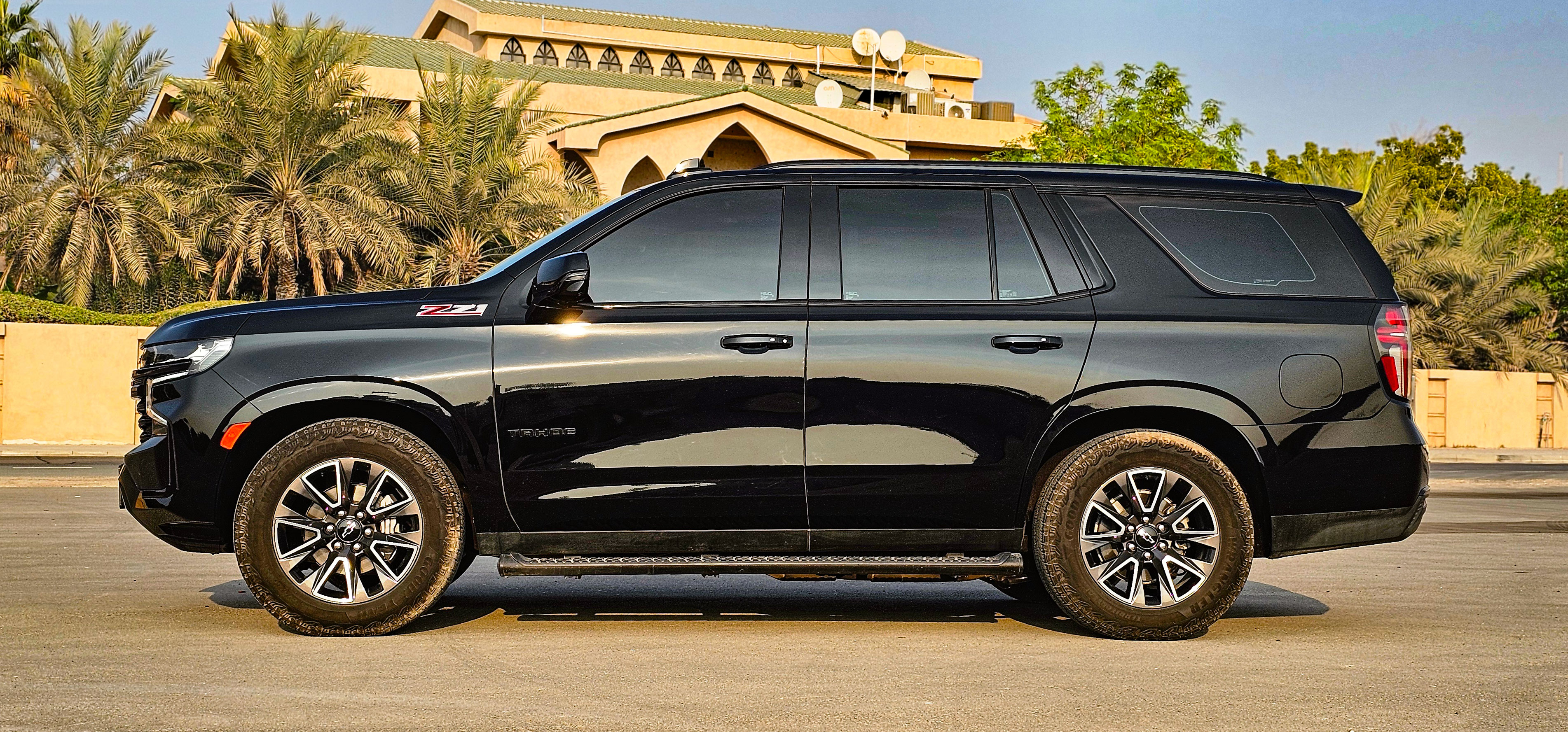 Chevrolet Tahoe 2024 - Image 2