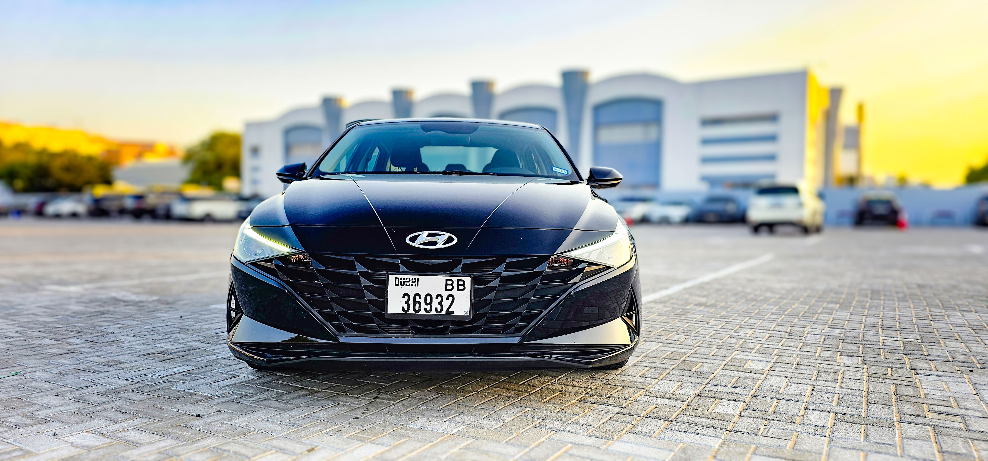 Hyundai  Elantra - Image 11