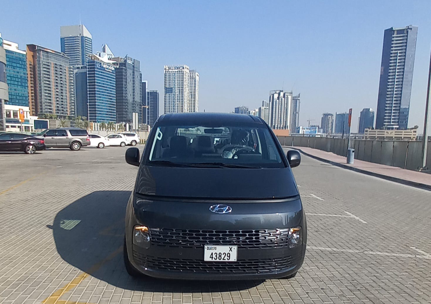 Hyundai Staria 11 S - Image 9