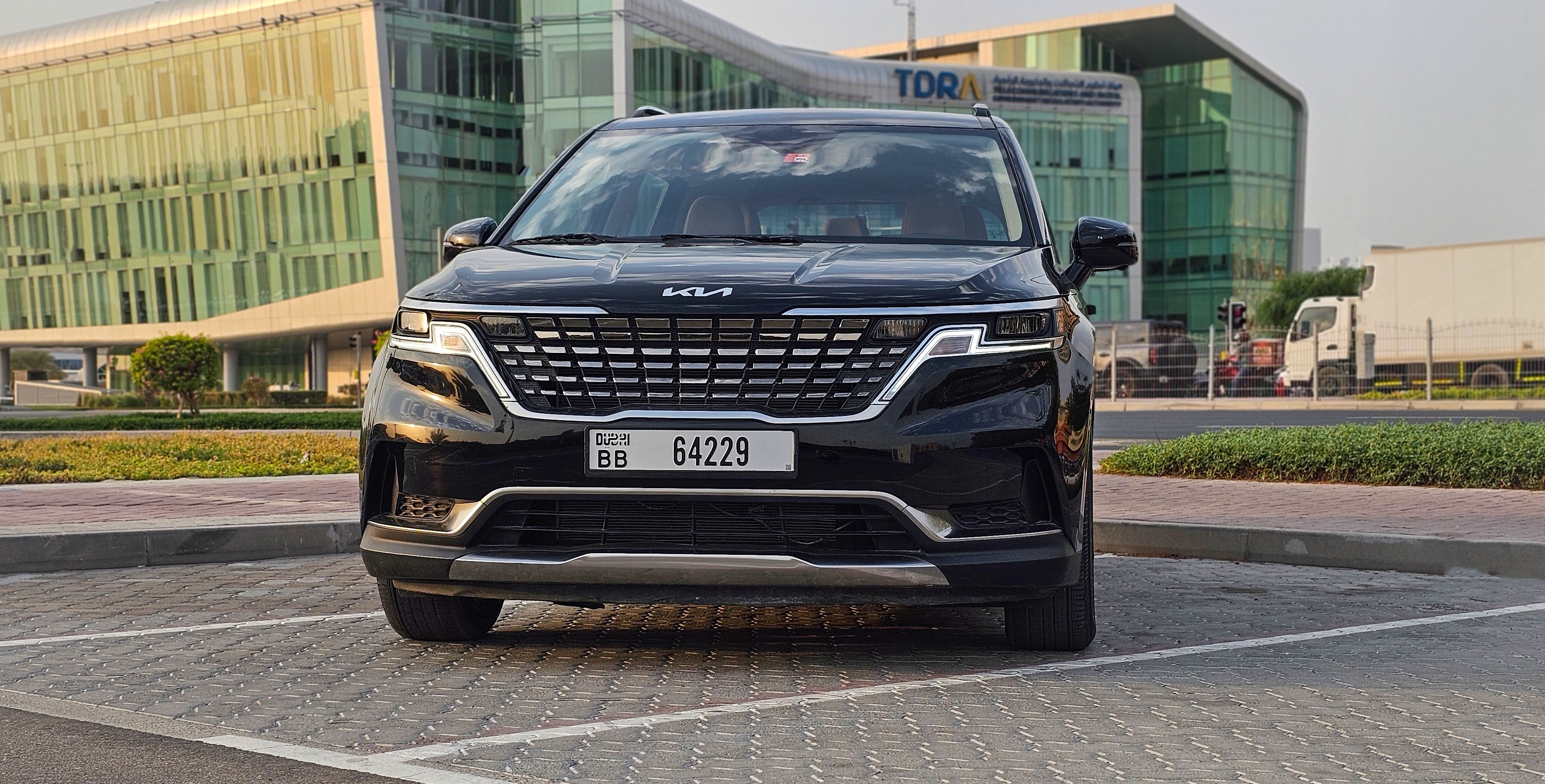 Kia  Carnival  - Image 6