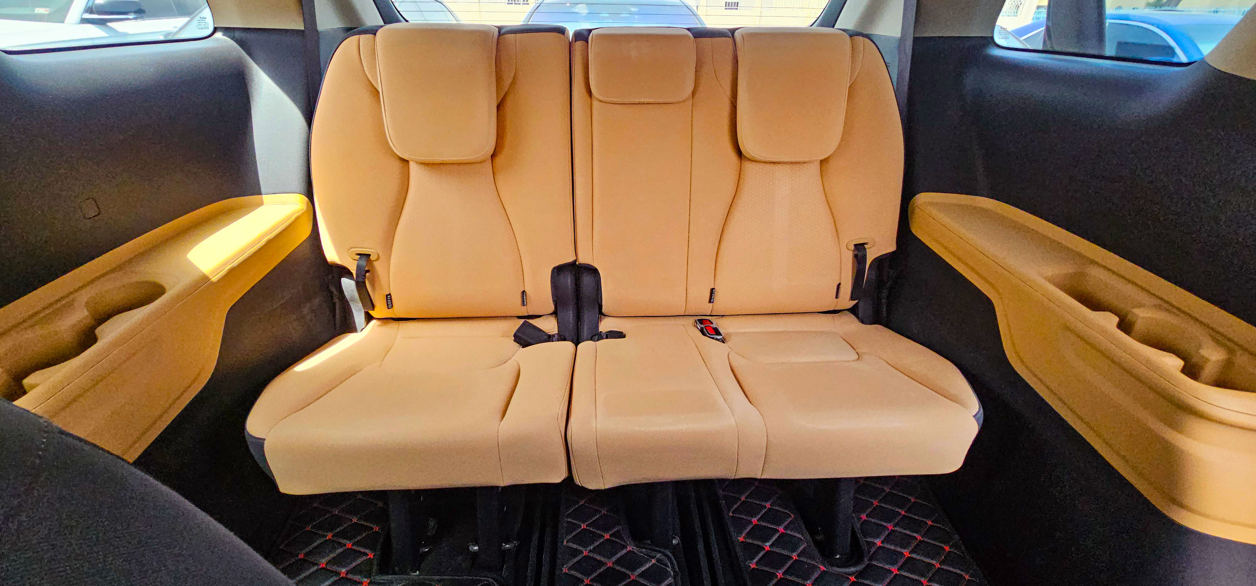 Kia  Carnival  - Image 9