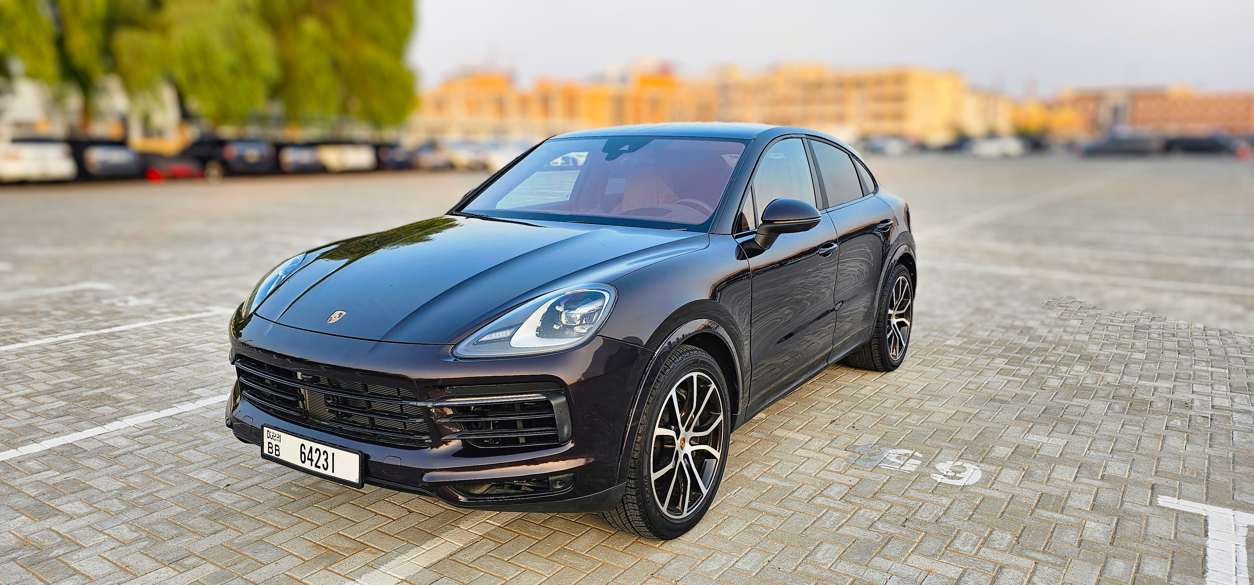 Porsche Cayenne - Image 4