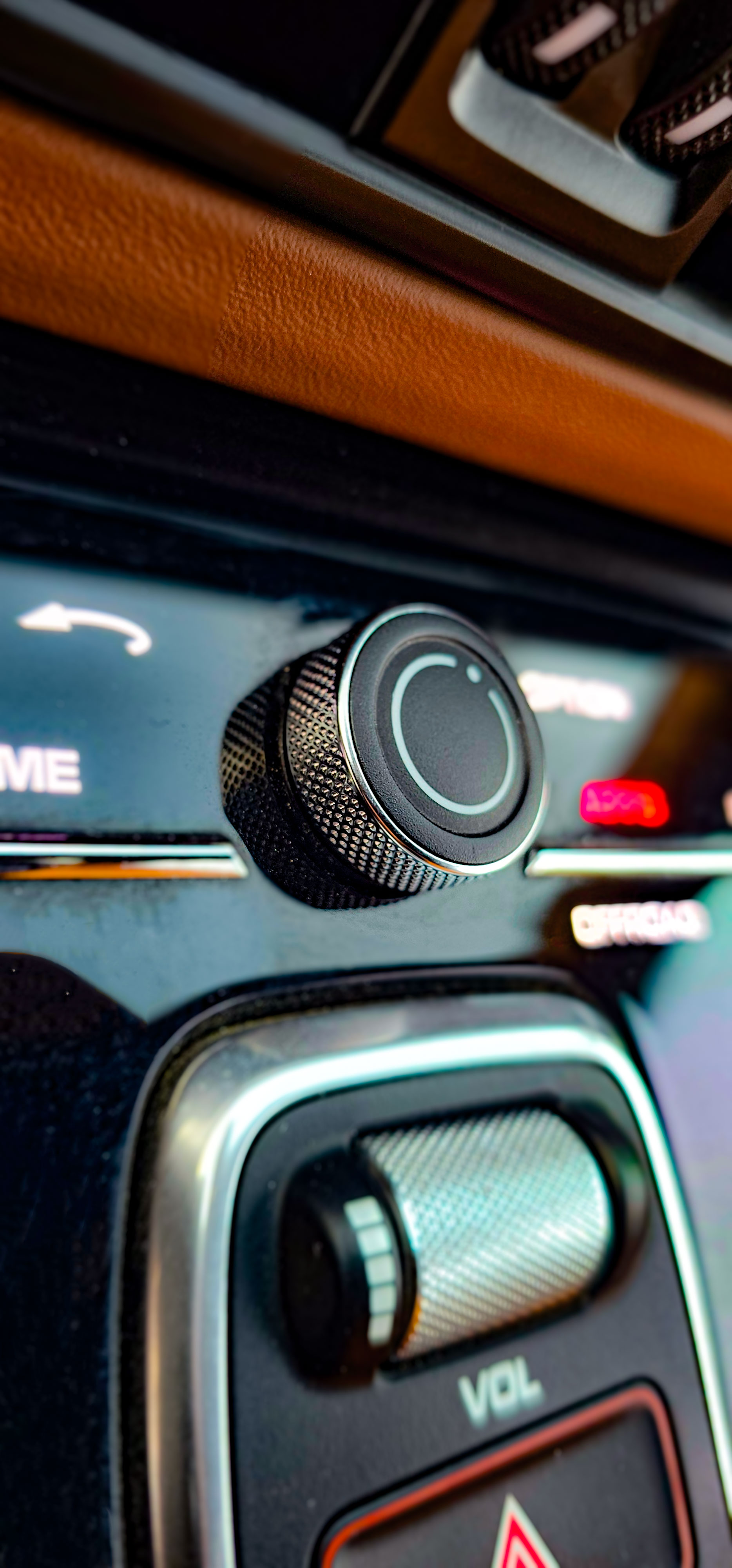 Porsche Cayenne - Image 14