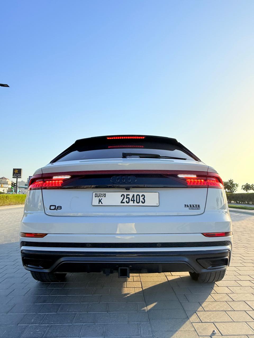 Audi Q8 white - Image 5