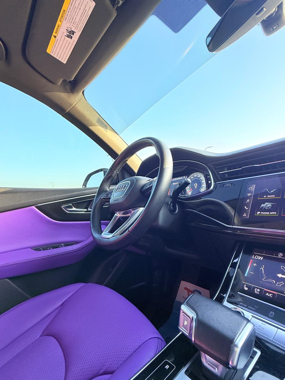Audi Q8 white - Image 19
